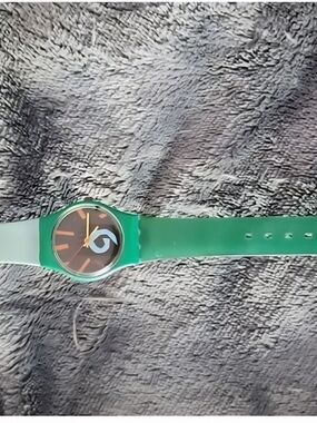 Swatch Lady Gambela (model LG102) from 1986. needs Battery